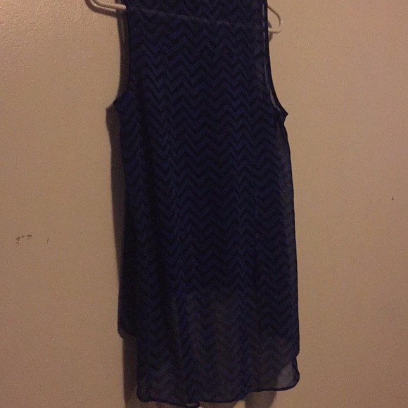 Shirt - Picture 3 of 4